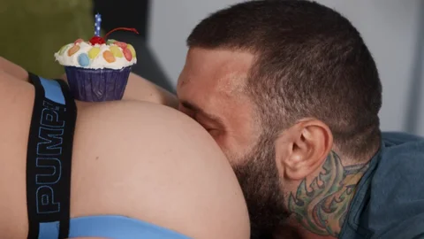 Drill My Hole - Muscle american Ace Quinn digs nailing