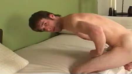 Solo: The Long, Thick Road to Glory