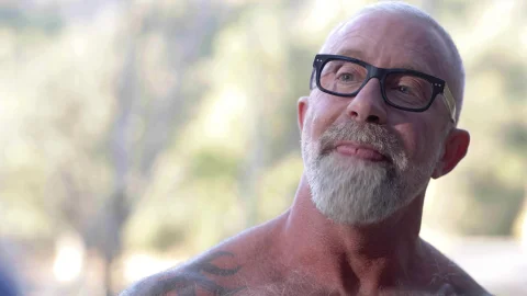 Icon Male: Stepfather And Stepson Share A Load