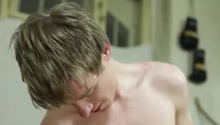 High Def Hotties Hustle For Supremacy