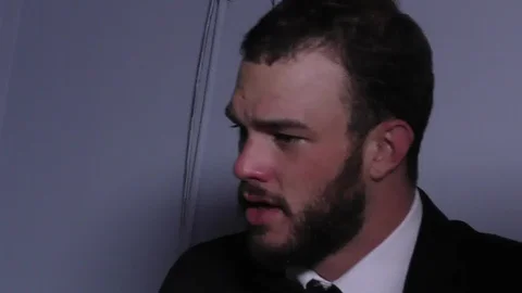 Str8togay.com: Damien Kyle impressed by big dick hunk Cliff Jensen