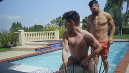 Sean Cody - Creampied outdoors along with tattooed muscle american young twink Riley
